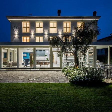 Reflection Boutique Hotels Toscolano Maderno Exterior photo